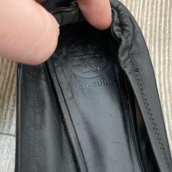 TORY BURCH Black Leather Reva Ballet Flats with Gold Logo Embellishment on Toes - Picture 8 of 12